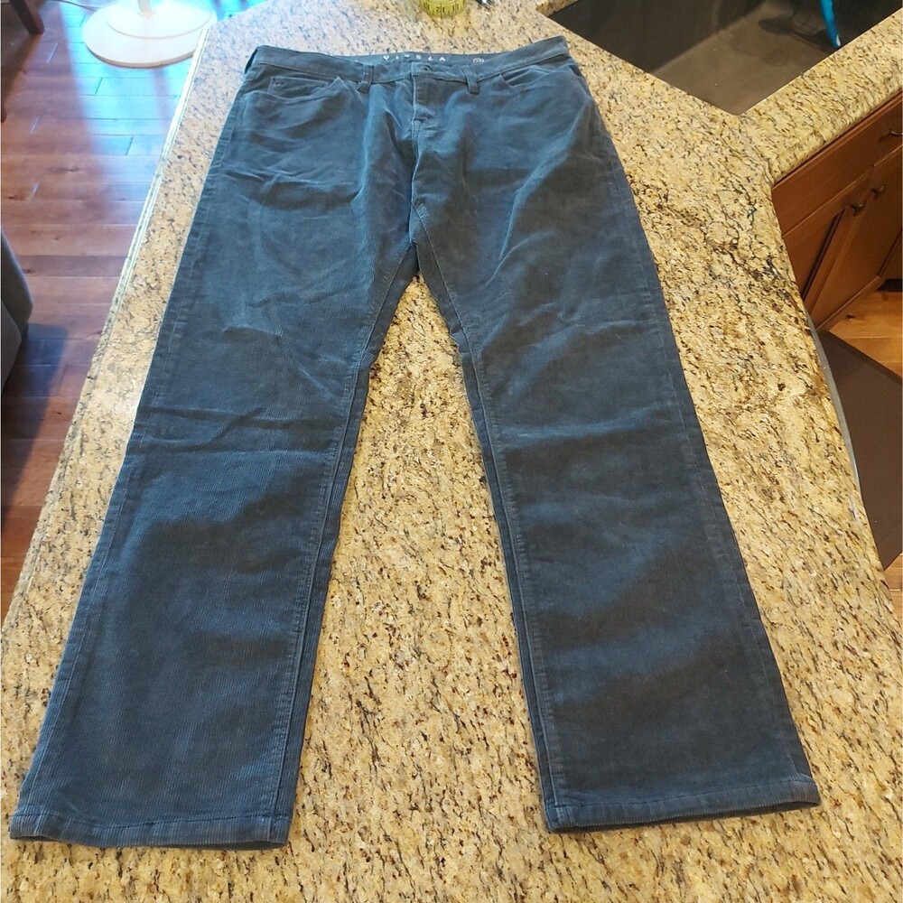 VISSLA BORDER Pants Men's 38x33 Gray Corduroy Chino Straight Leg Casual